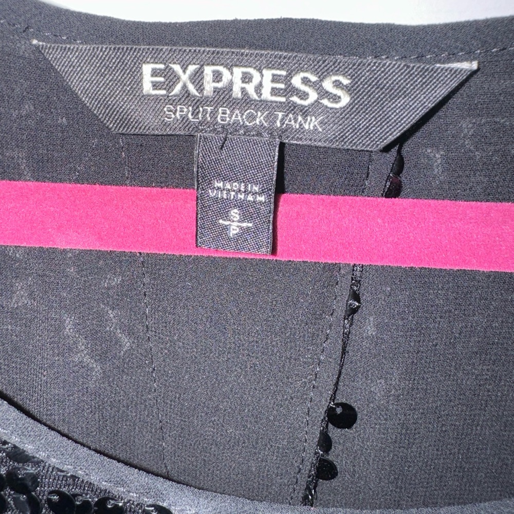 Express Sequin Split Back Tank - Picture 4 of 5